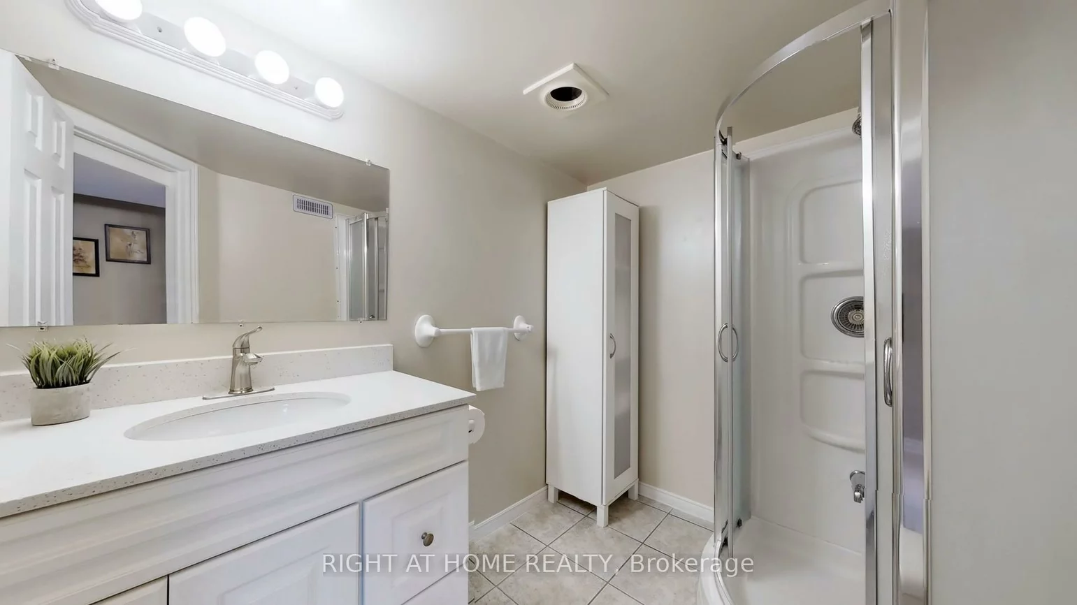 102, Mullis, Fletcher's West, Brampton