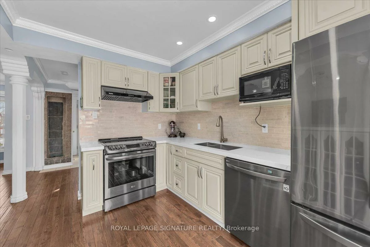 16, Nectarine, Westgate, Brampton