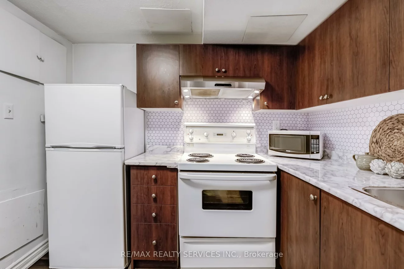 37, Solway, Heart Lake East, Brampton