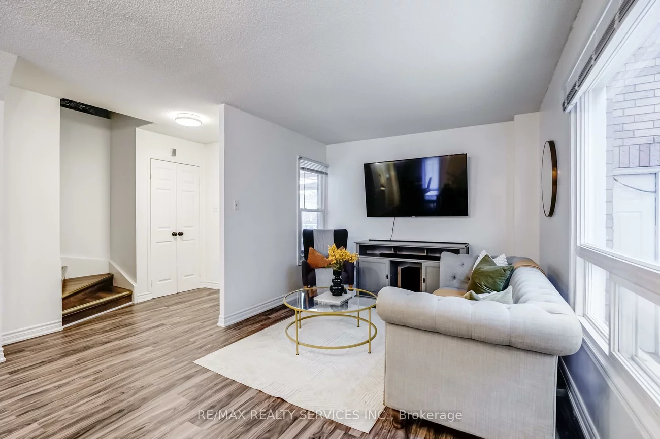 37, Solway, Heart Lake East, Brampton