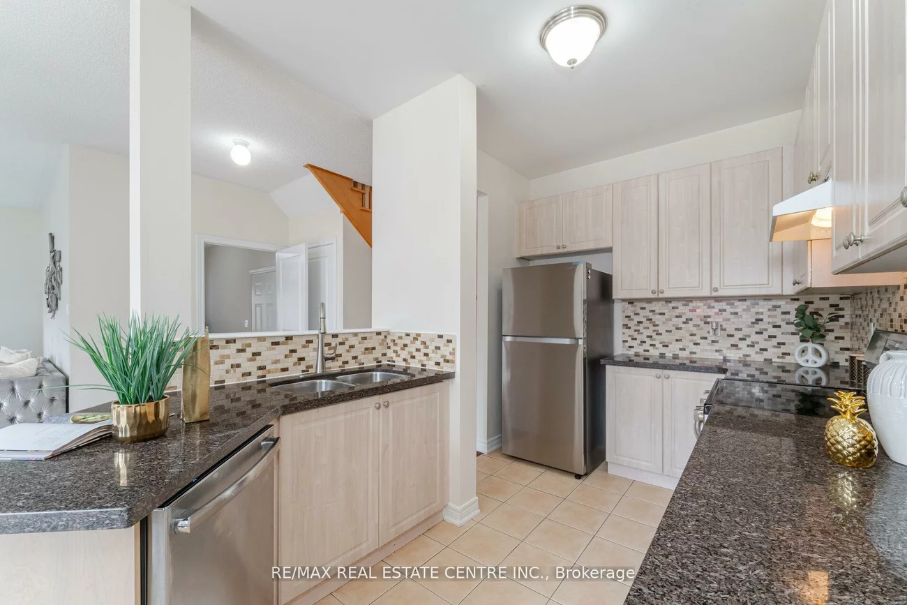47, Begonia, Northwest Sandalwood Parkway, Brampton