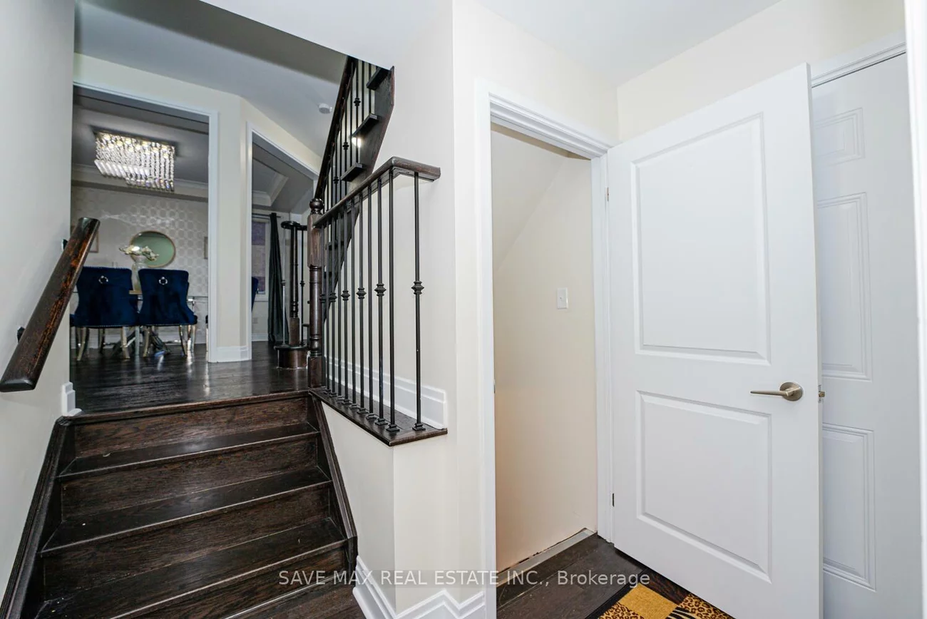 11, Bear Run, Credit Valley, Brampton