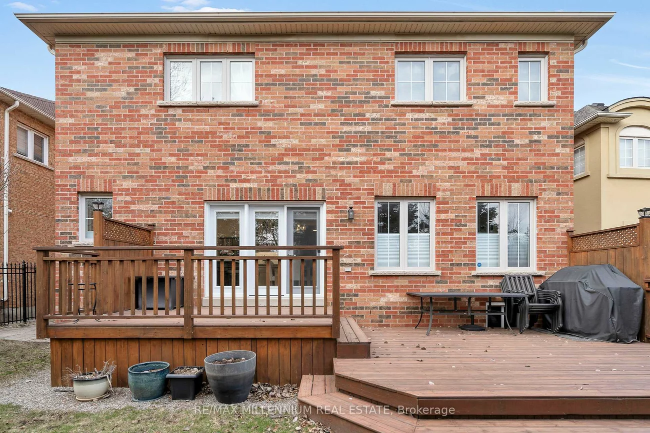 13, Belleville, Vales of Castlemore North, Brampton