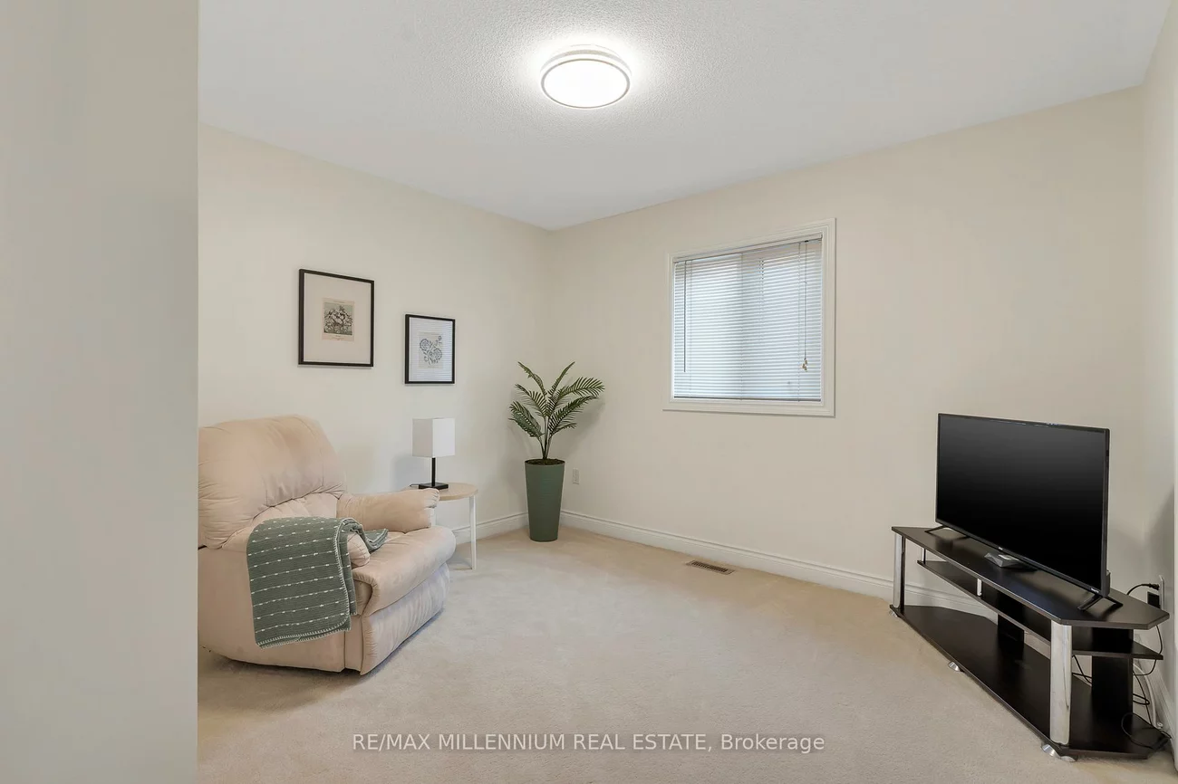 13, Belleville, Vales of Castlemore North, Brampton
