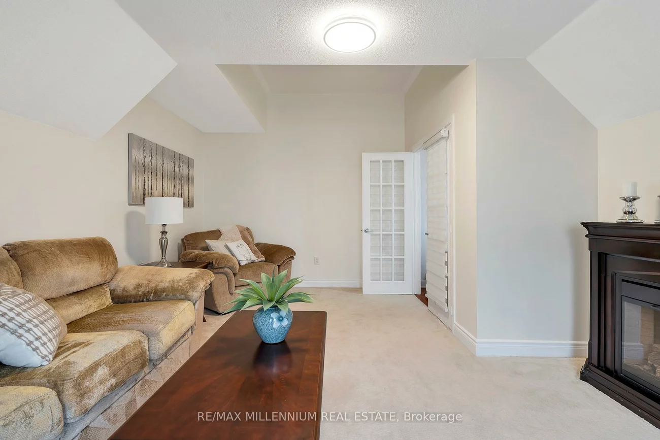 13, Belleville, Vales of Castlemore North, Brampton