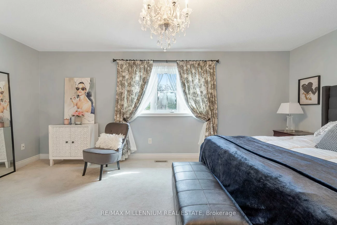 13, Belleville, Vales of Castlemore North, Brampton