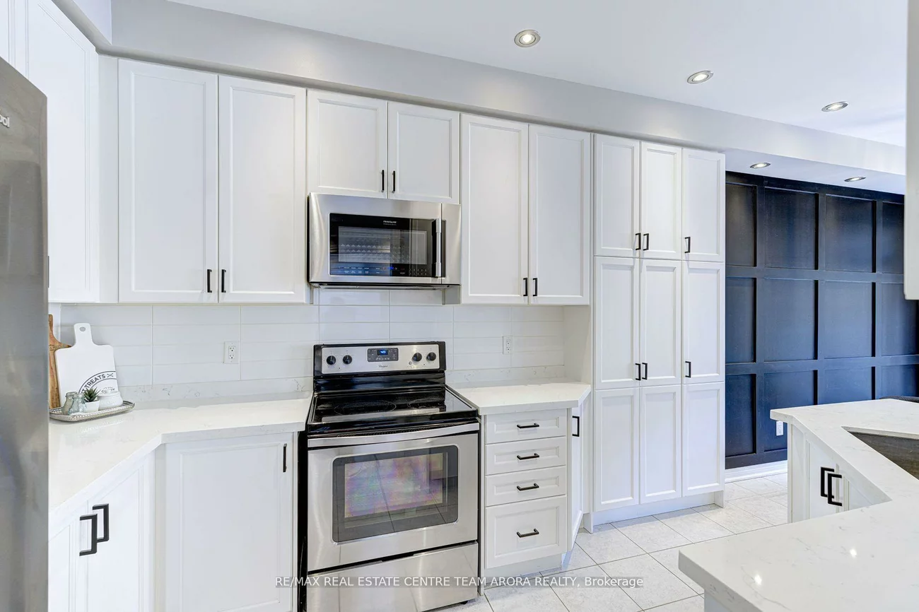 37, Coastline, Bram West, Brampton