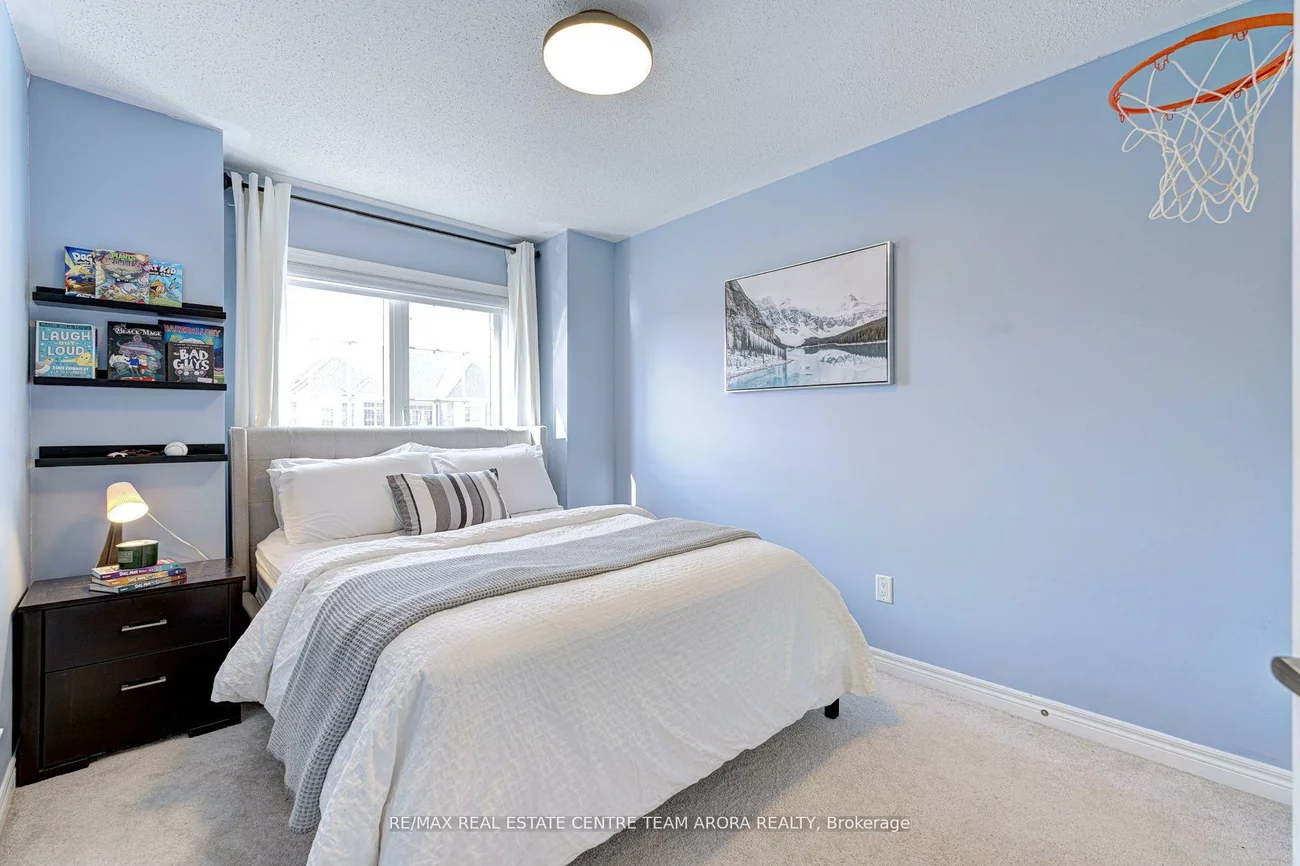 37, Coastline, Bram West, Brampton