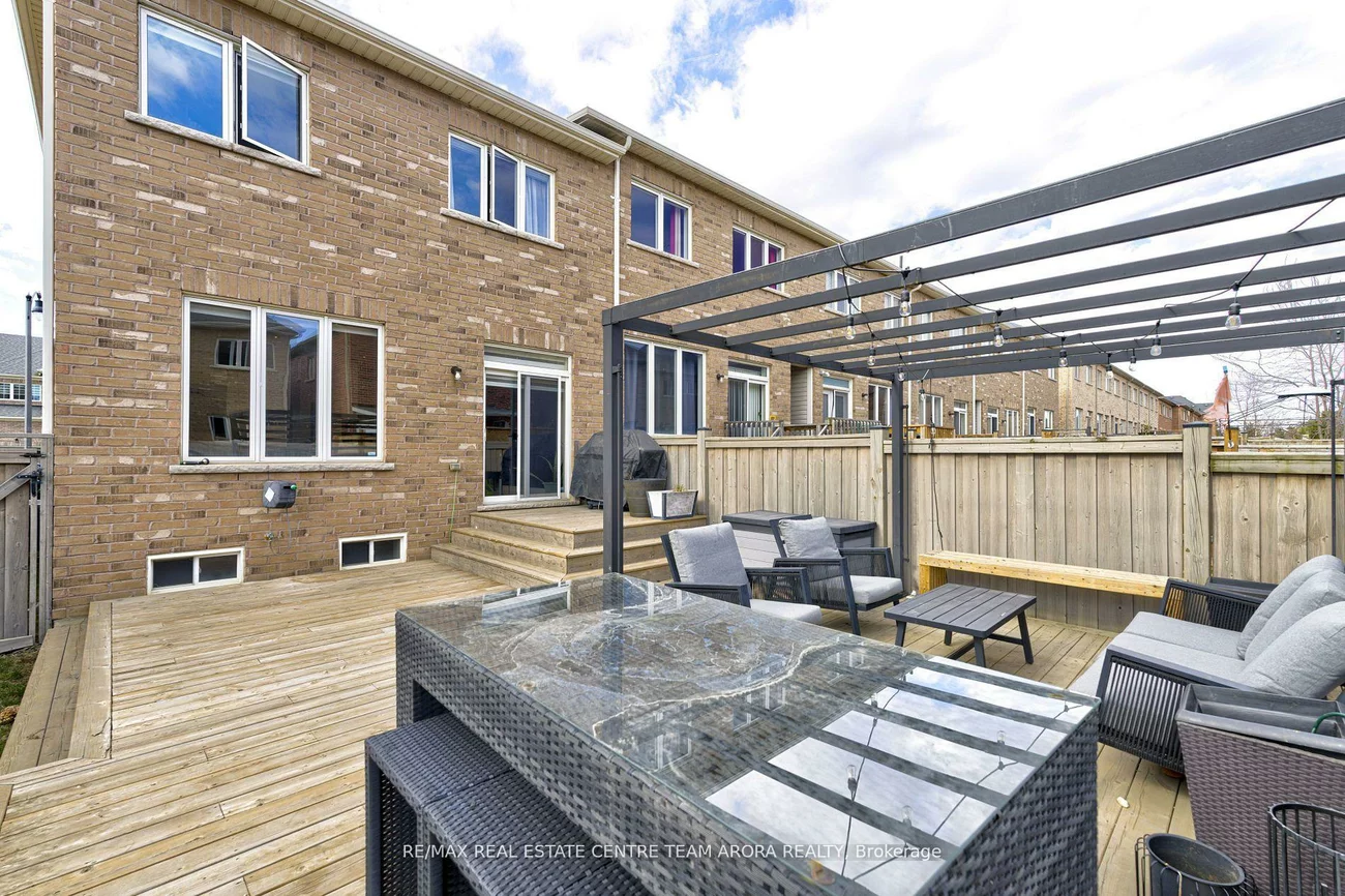 37, Coastline, Bram West, Brampton