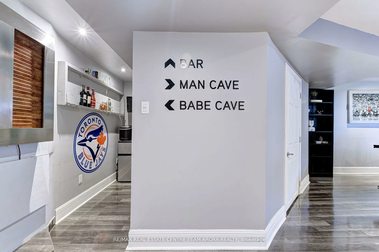 37, Coastline, Bram West, Brampton