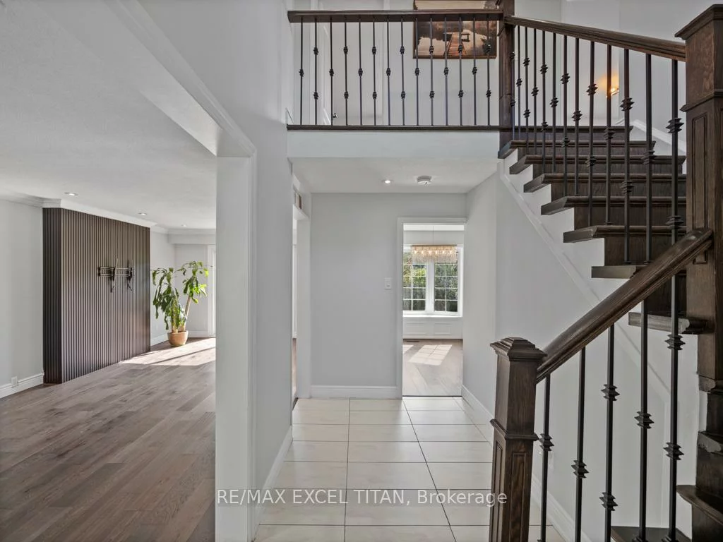 27, Macdougall, Central Park, Brampton