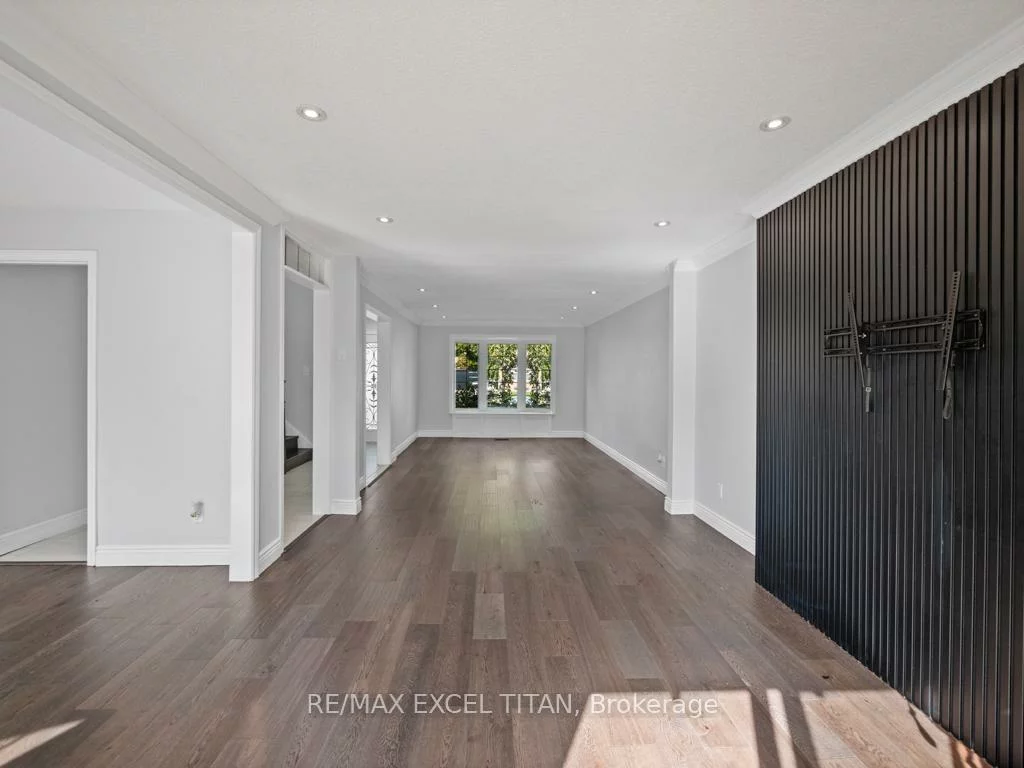 27, Macdougall, Central Park, Brampton