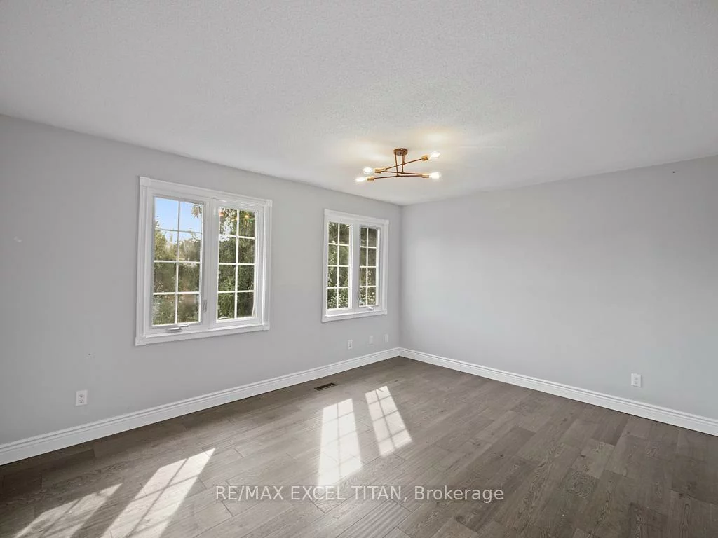 27, Macdougall, Central Park, Brampton