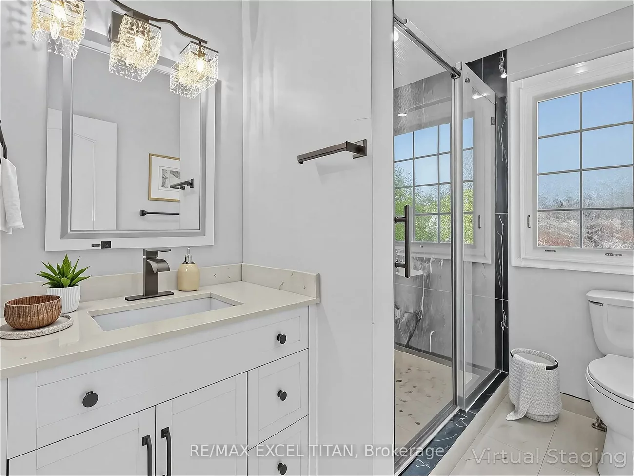 27, Macdougall, Central Park, Brampton