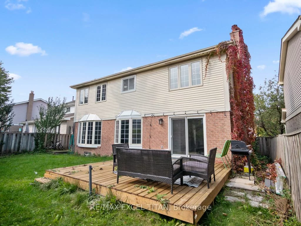 27, Macdougall, Central Park, Brampton