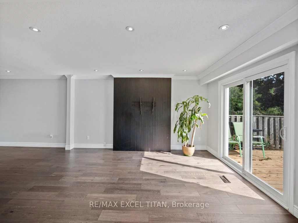 27, Macdougall, Central Park, Brampton