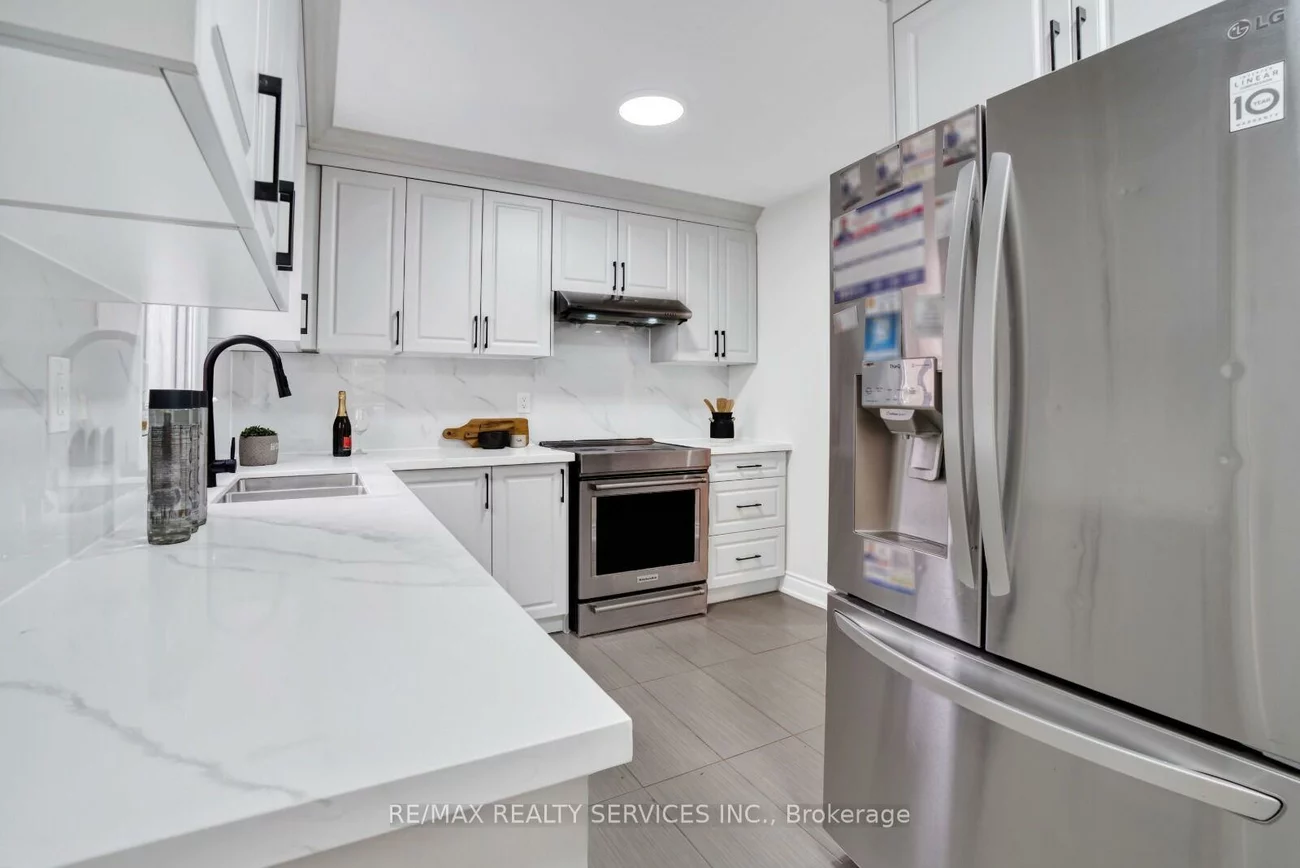 8, Luminous, Heart Lake West, Brampton