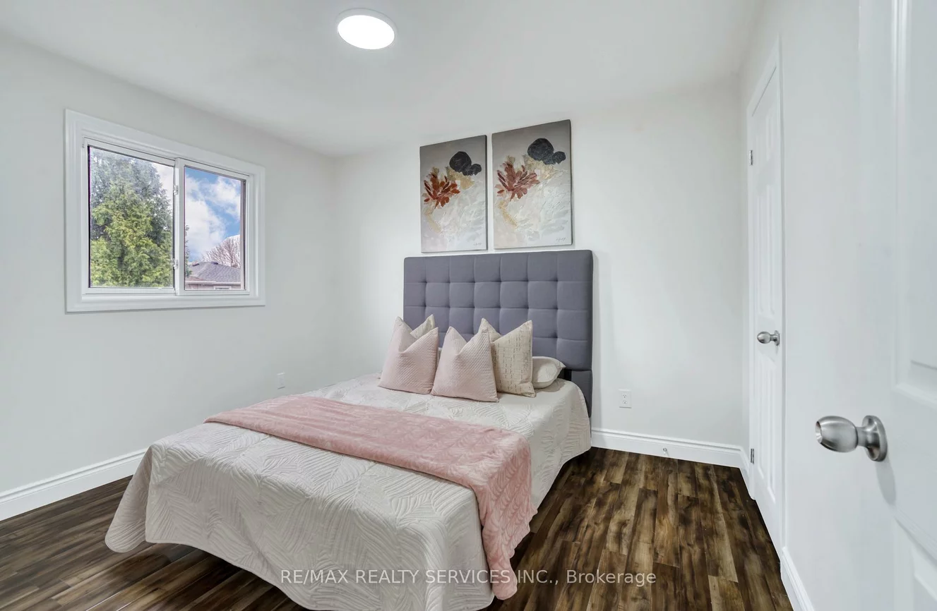 8, Luminous, Heart Lake West, Brampton