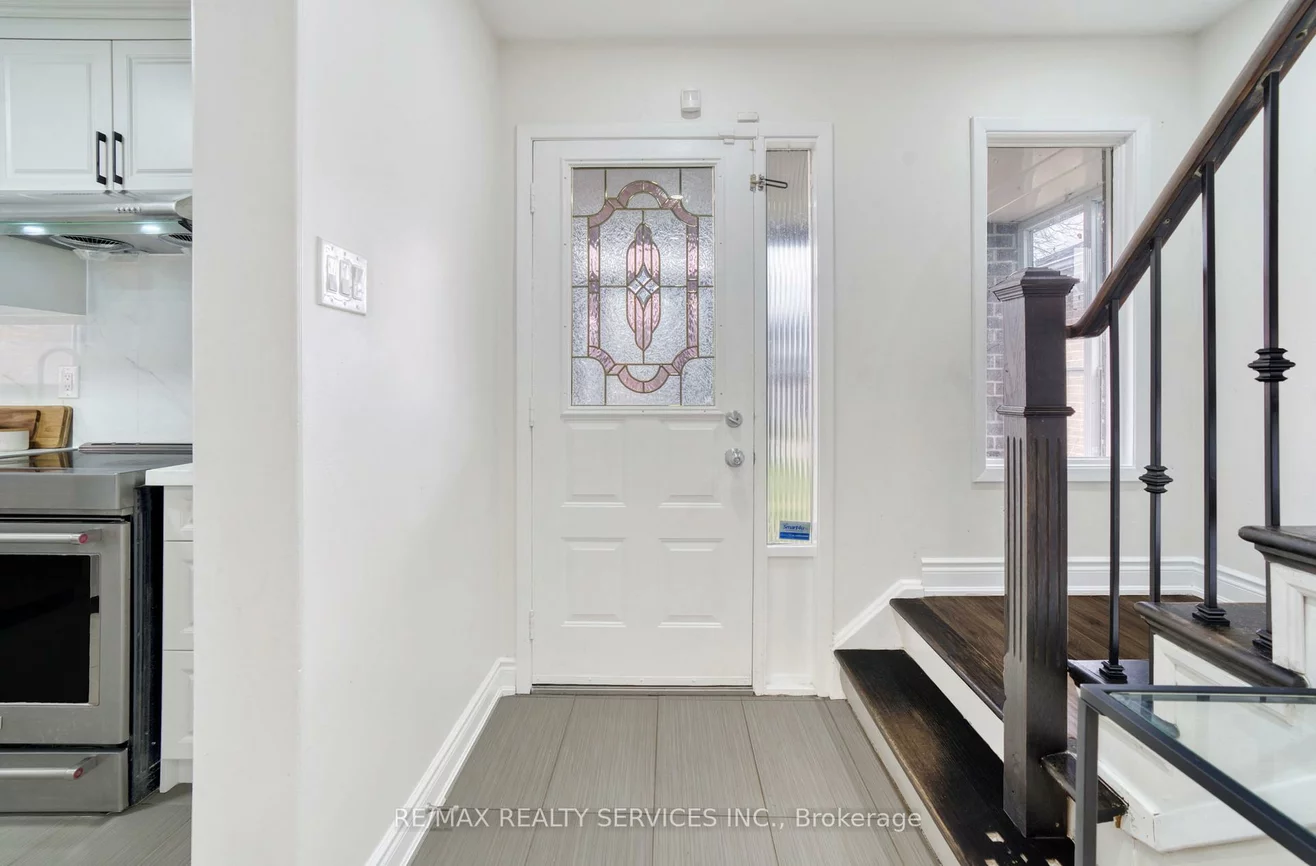 8, Luminous, Heart Lake West, Brampton