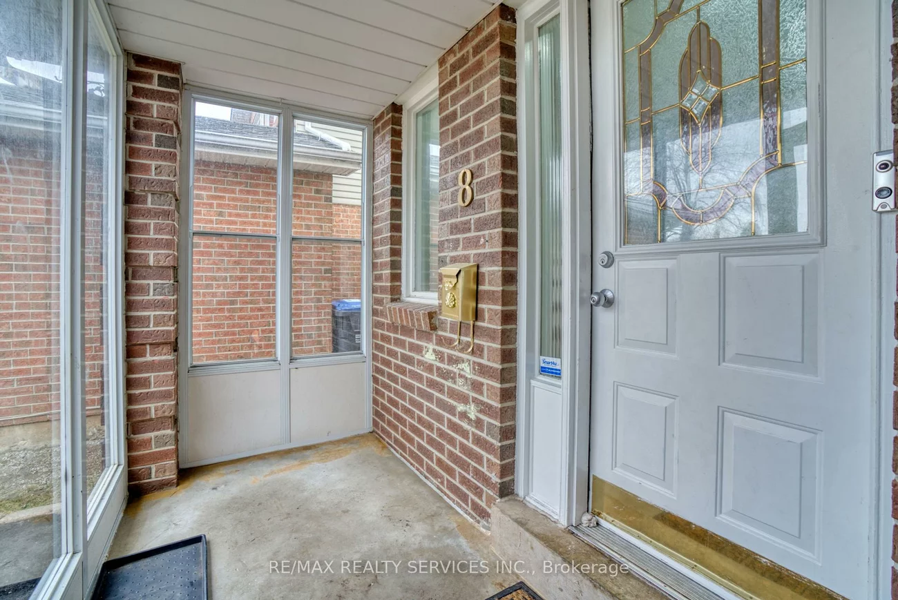 8, Luminous, Heart Lake West, Brampton