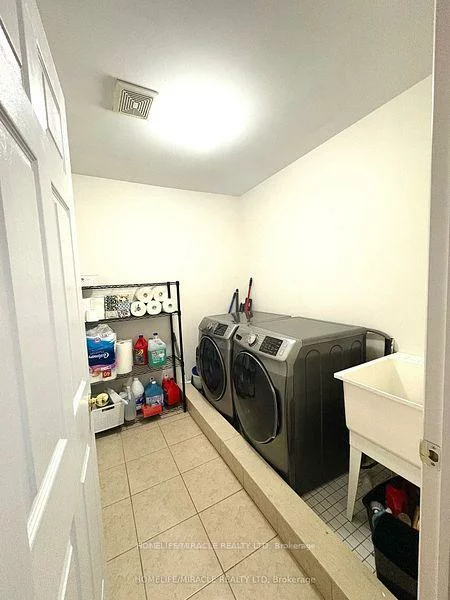 10, Brucewood, Sandringham-Wellington, Brampton