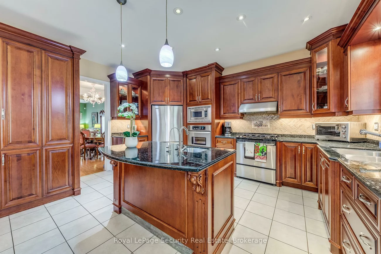 32, Odeon, Vales of Castlemore North, Brampton