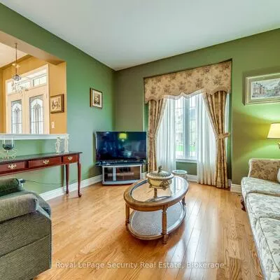 32, Odeon, Vales of Castlemore North, Brampton