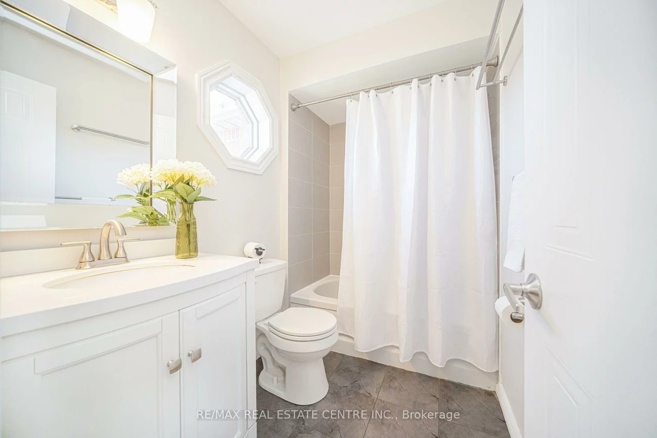 36, Lockwood, Fletcher's West, Brampton