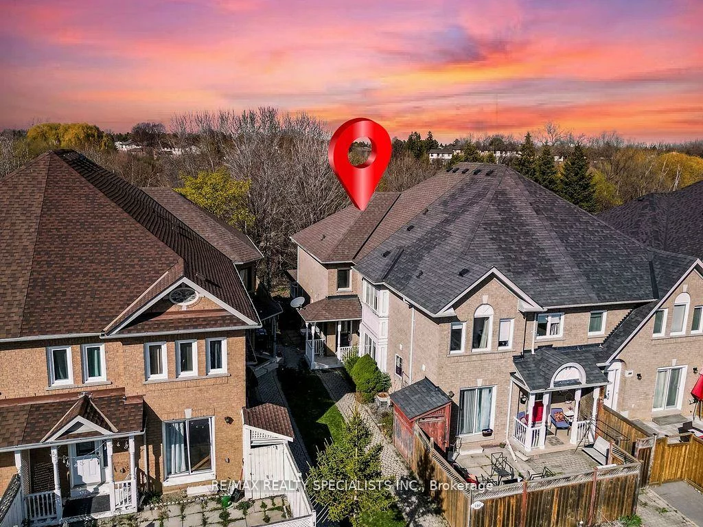 140, Pressed Brick, Brampton North, Brampton
