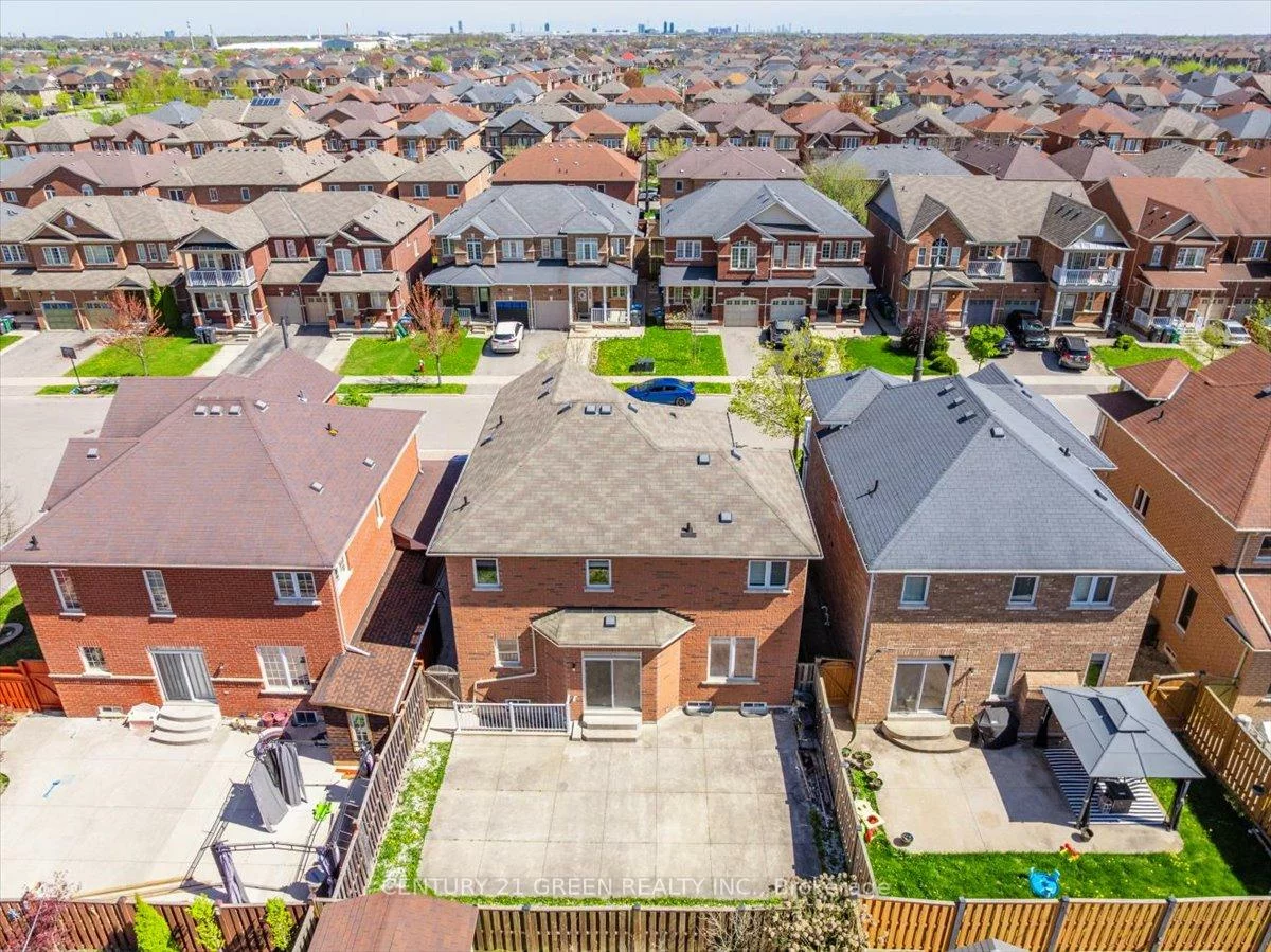 7, Accent, Northwest Sandalwood Parkway, Brampton