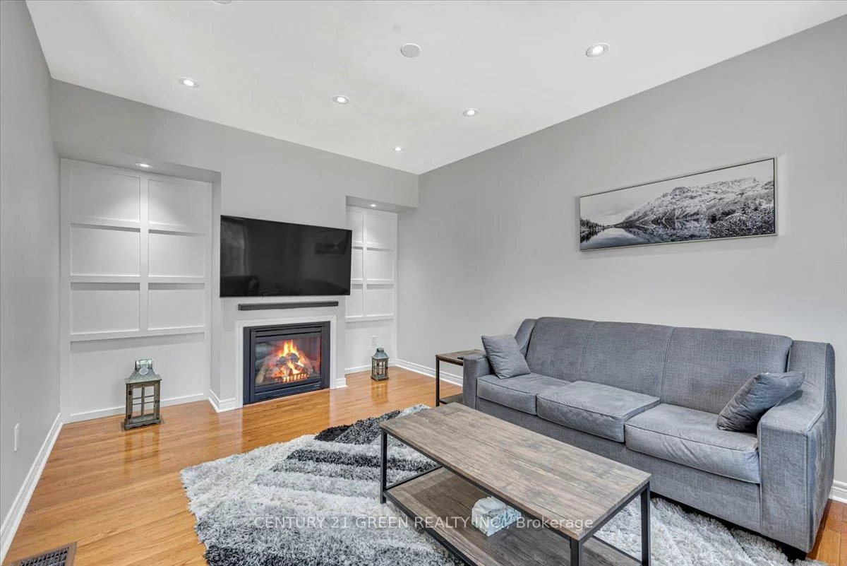 7, Accent, Northwest Sandalwood Parkway, Brampton