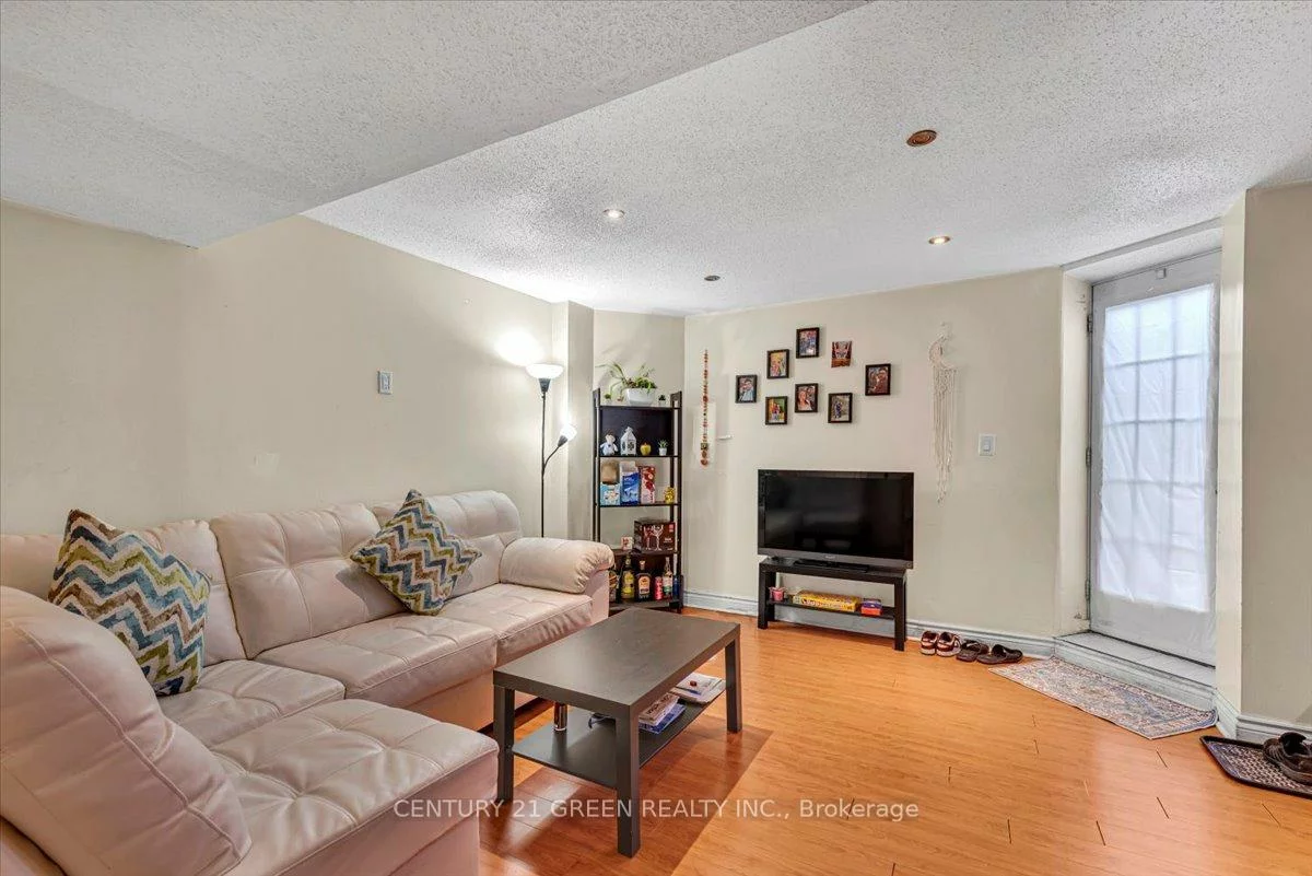 7, Accent, Northwest Sandalwood Parkway, Brampton