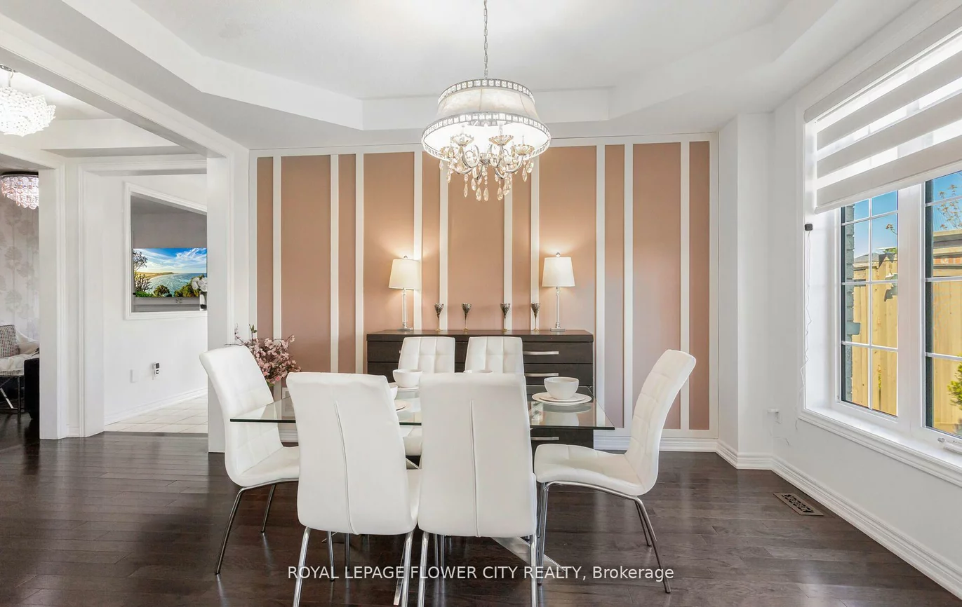 22, Vanwood, Vales of Castlemore, Brampton