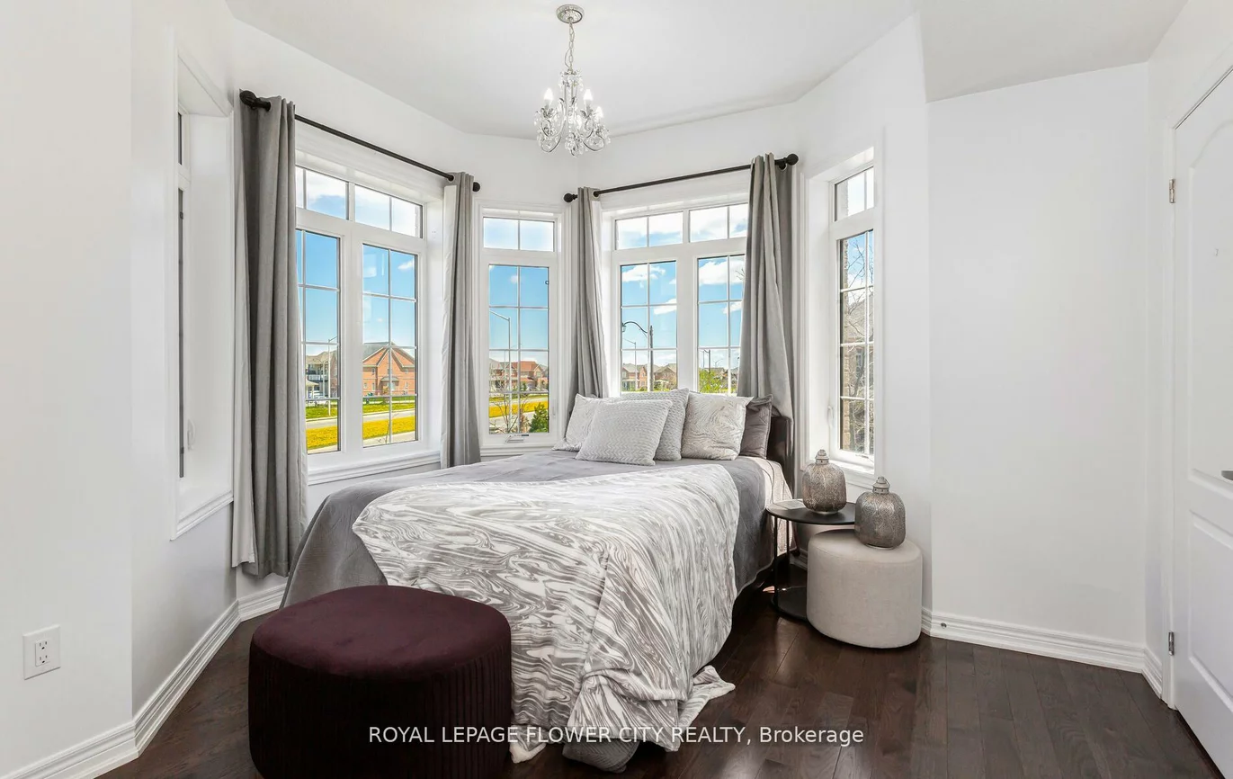 22, Vanwood, Vales of Castlemore, Brampton