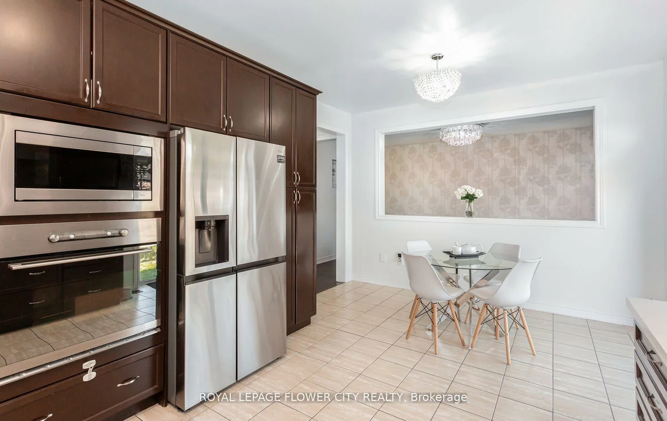 22, Vanwood, Vales of Castlemore, Brampton
