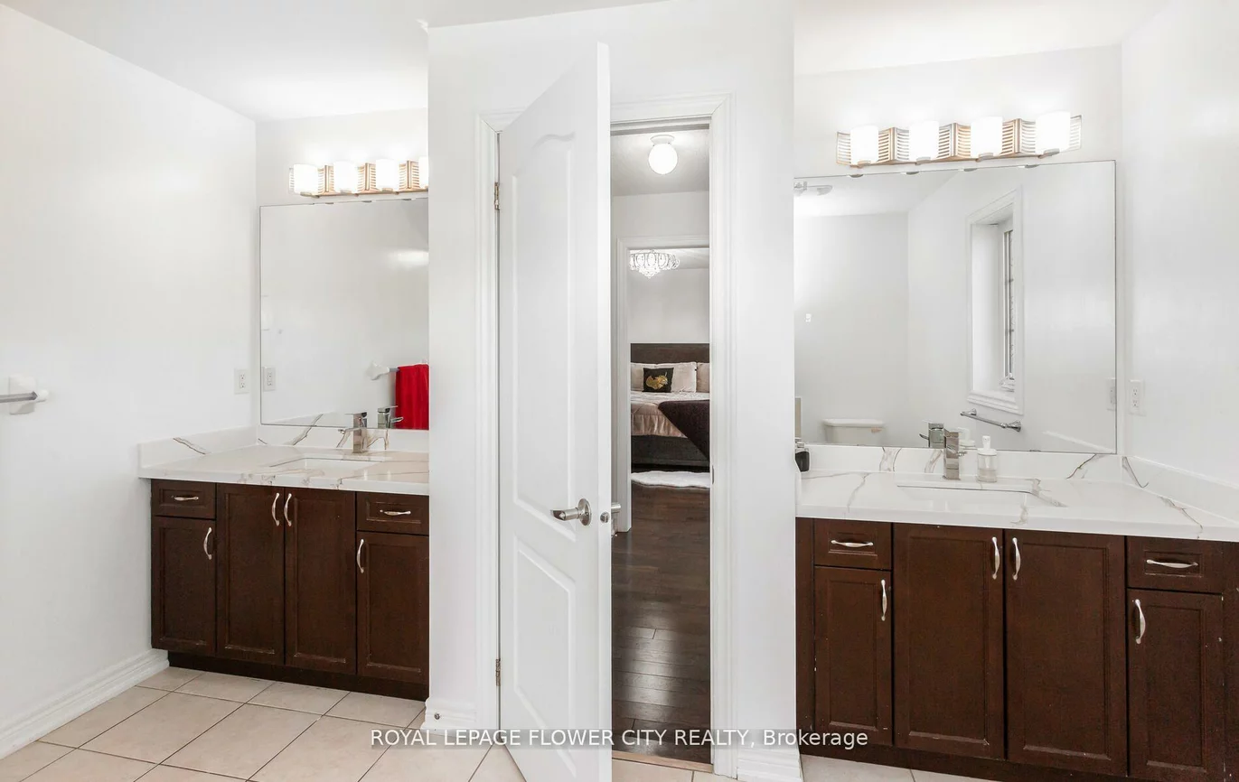 22, Vanwood, Vales of Castlemore, Brampton