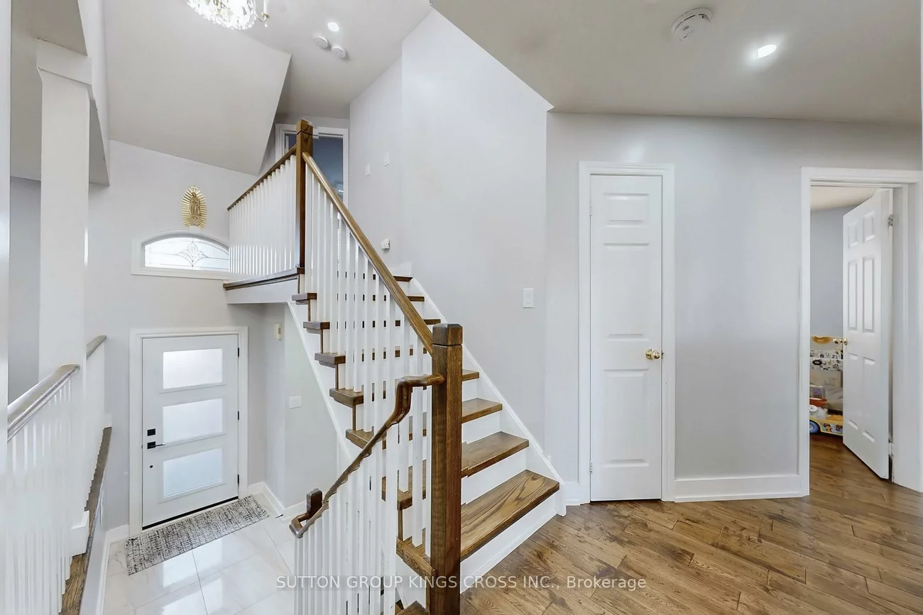 118, Van Scott, Northwest Sandalwood Parkway, Brampton