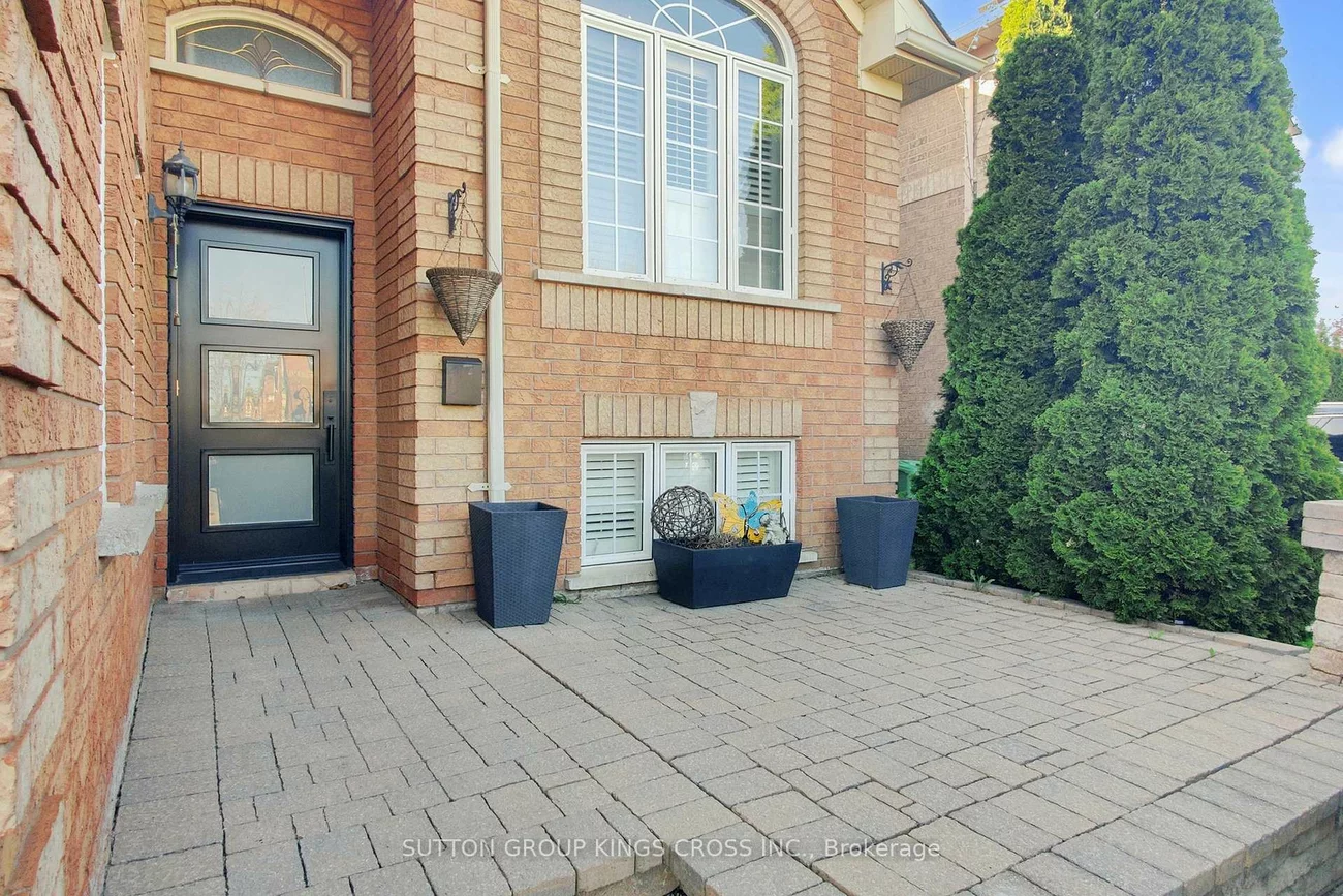 118, Van Scott, Northwest Sandalwood Parkway, Brampton