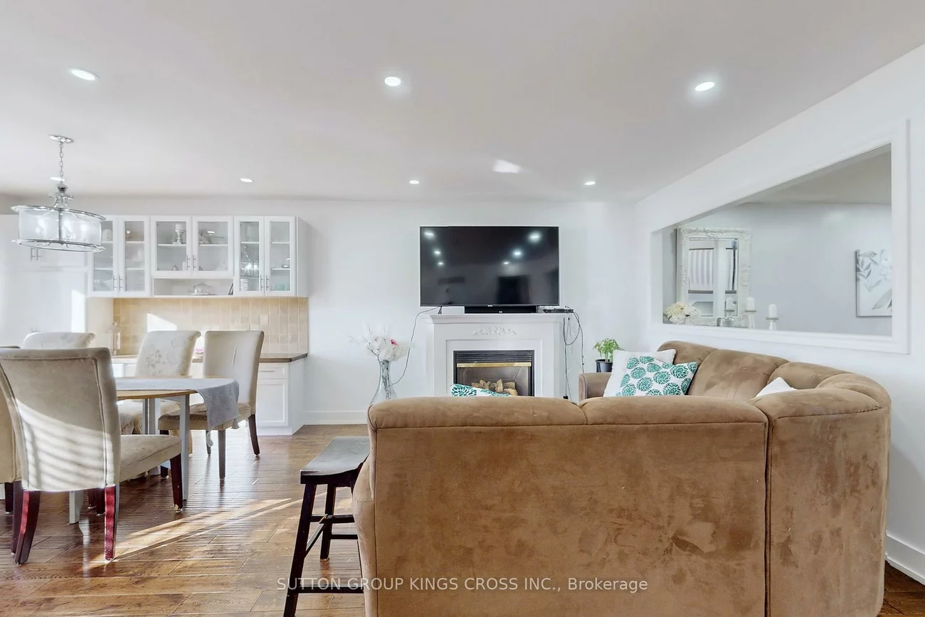 118, Van Scott, Northwest Sandalwood Parkway, Brampton