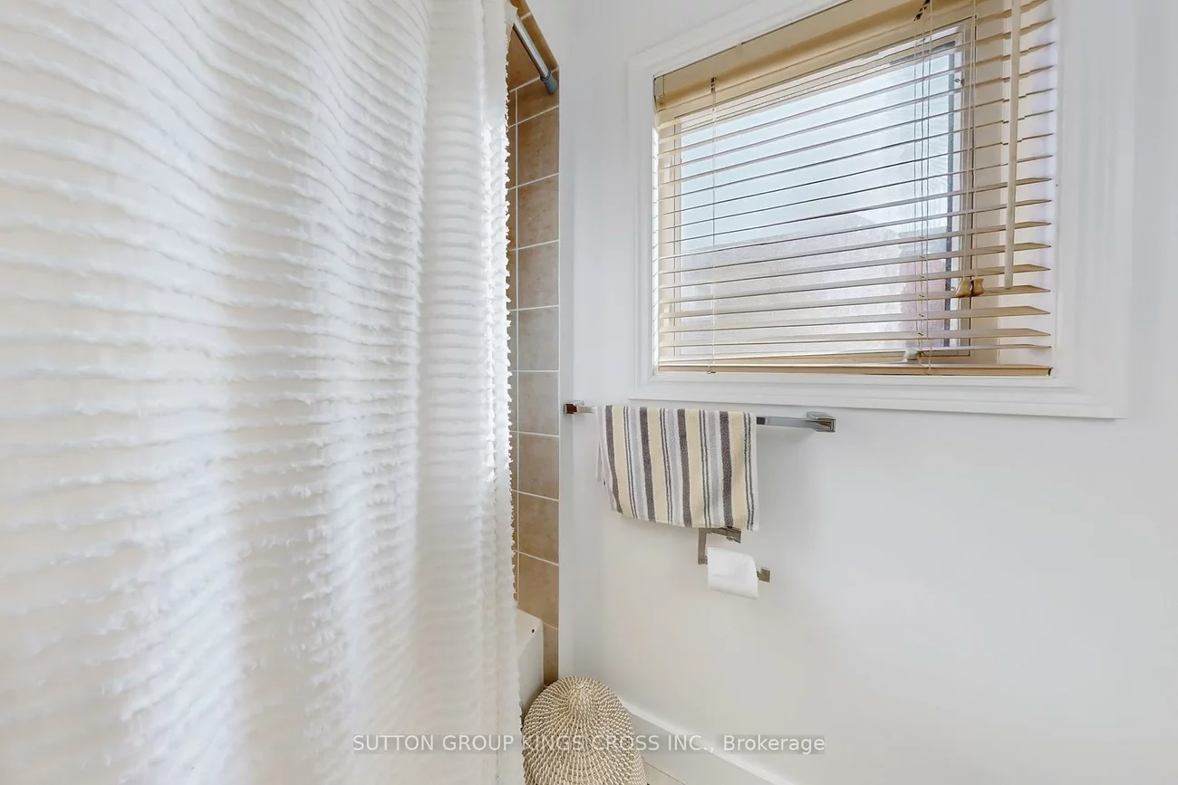 118, Van Scott, Northwest Sandalwood Parkway, Brampton