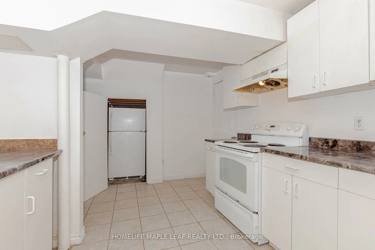 72, Dunvegan, Fletcher's Meadow, Brampton