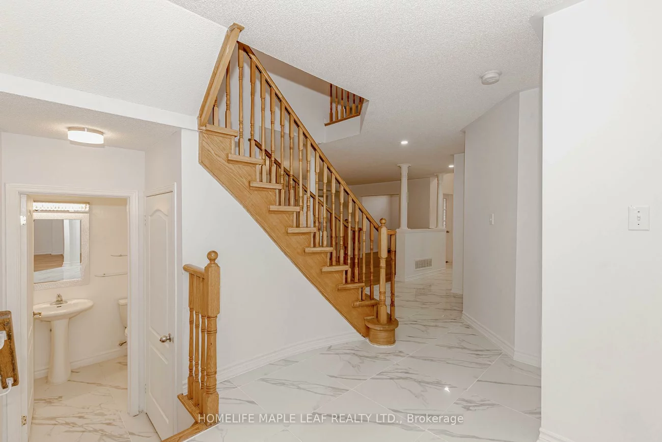 72, Dunvegan, Fletcher's Meadow, Brampton