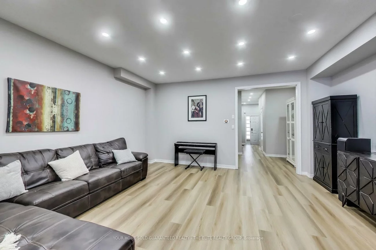 7, Joseph, Downtown Brampton, Brampton