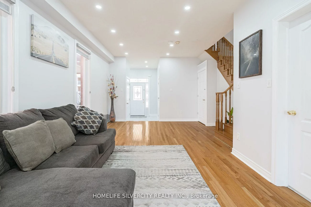 10, Rainy Dale, Madoc, Brampton