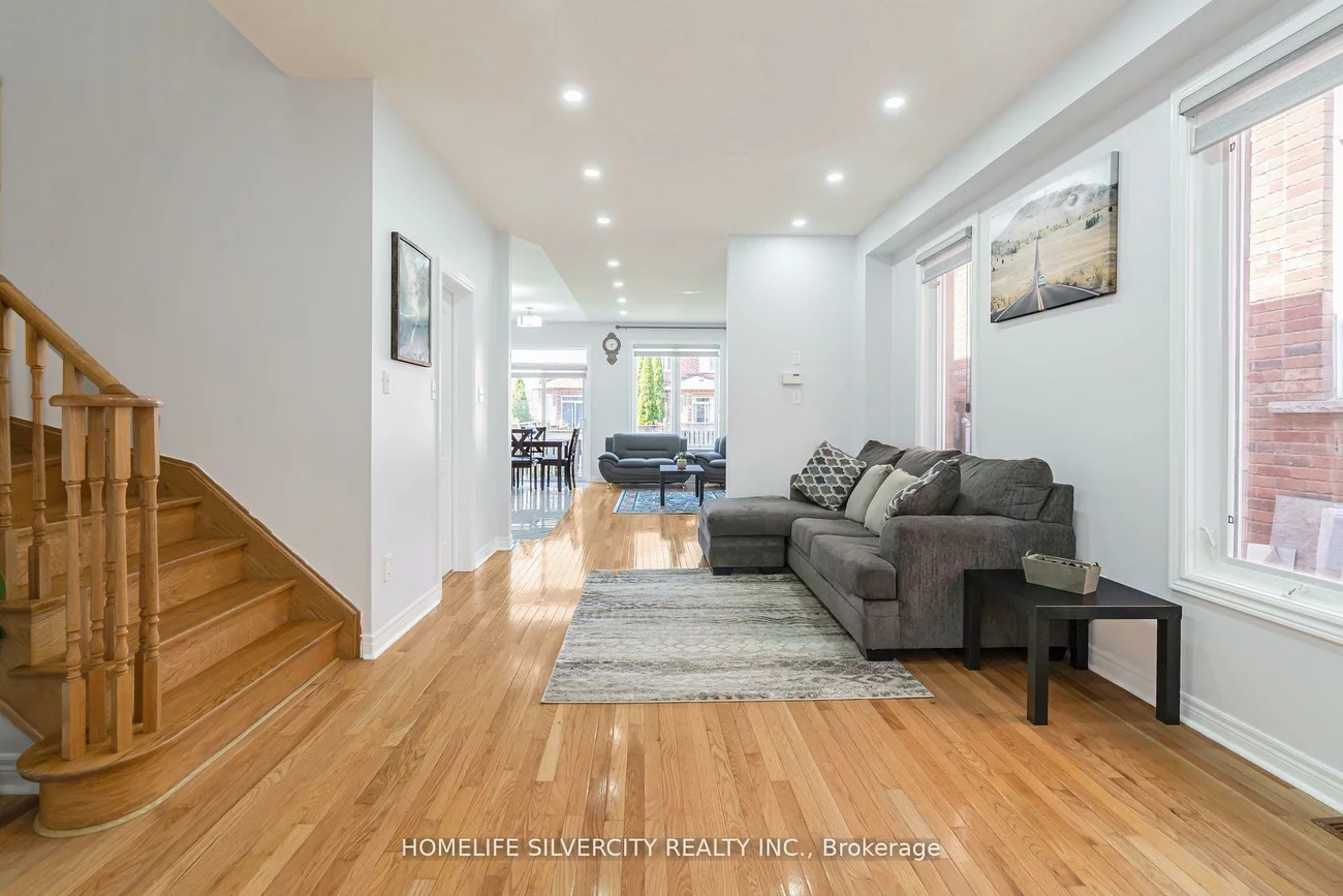 10, Rainy Dale, Madoc, Brampton