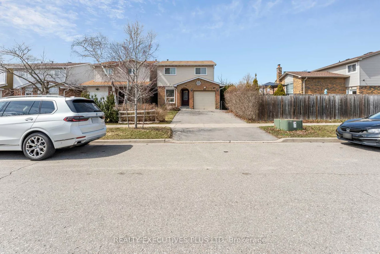60, Pluto, Madoc, Brampton