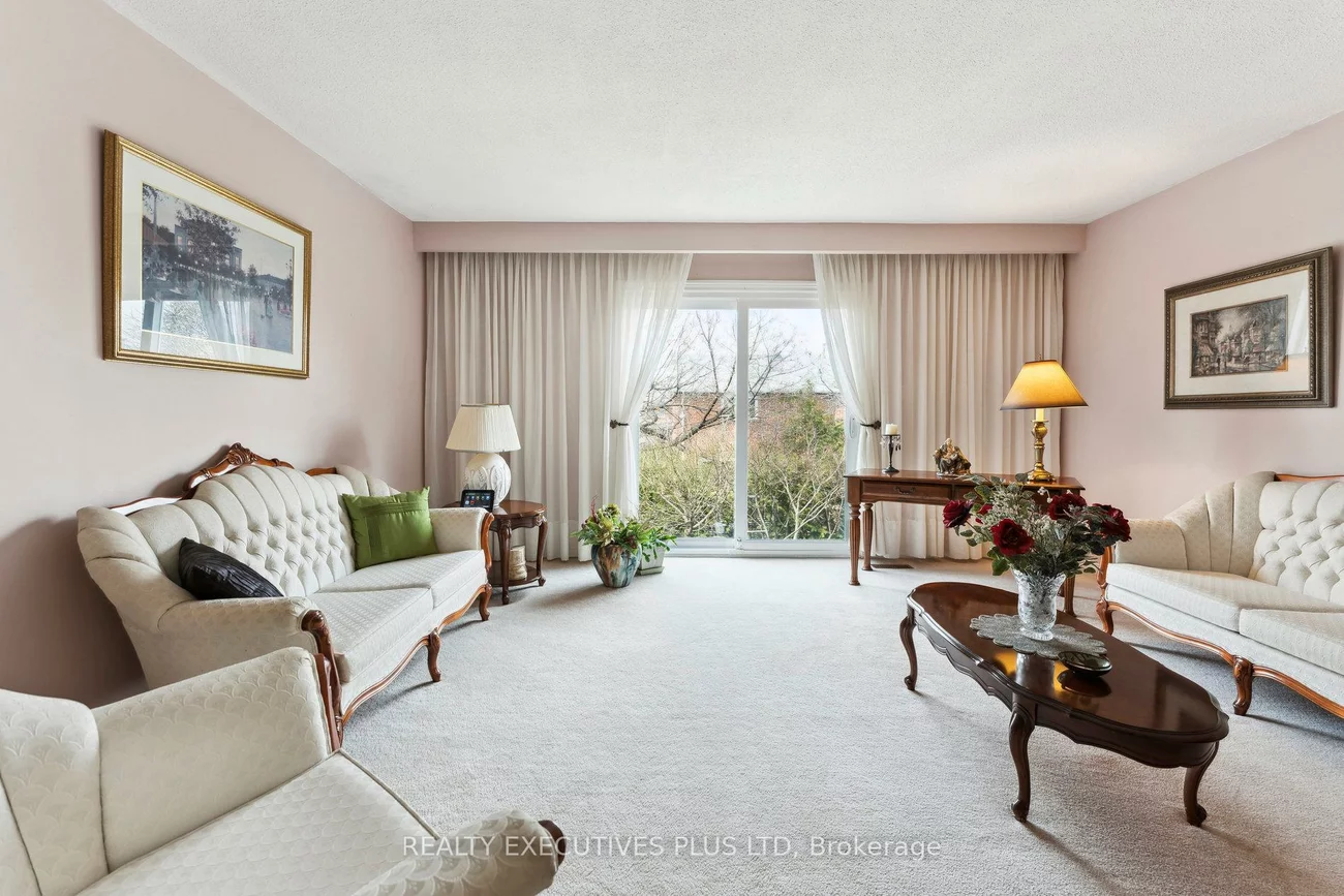 60, Pluto, Madoc, Brampton