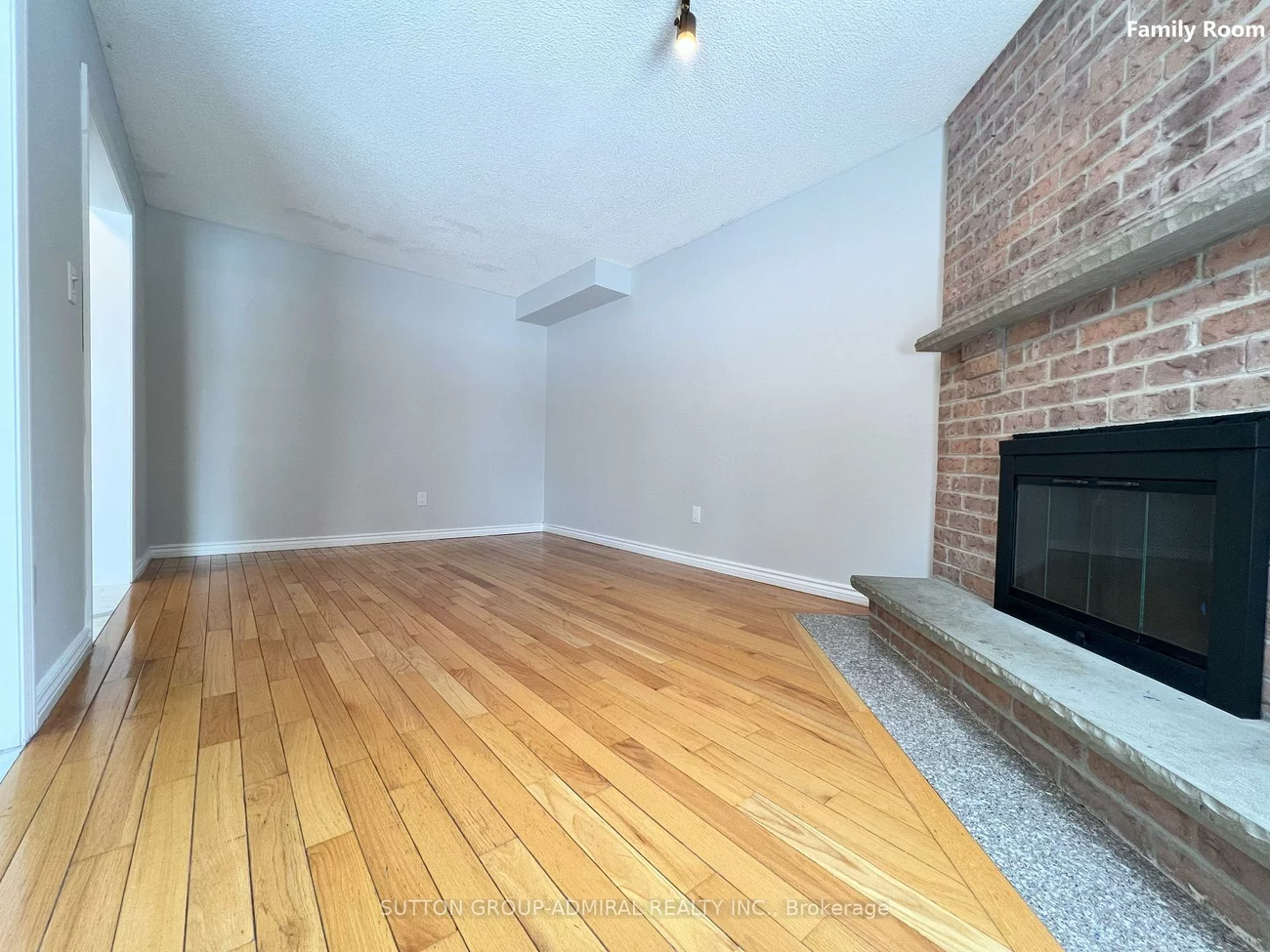 99, Castlehill, Northwood Park, Brampton