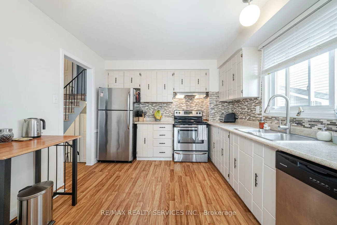 85, Salisbury, Brampton North, Brampton