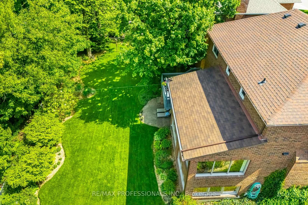 70, Kenpark, Snelgrove, Brampton